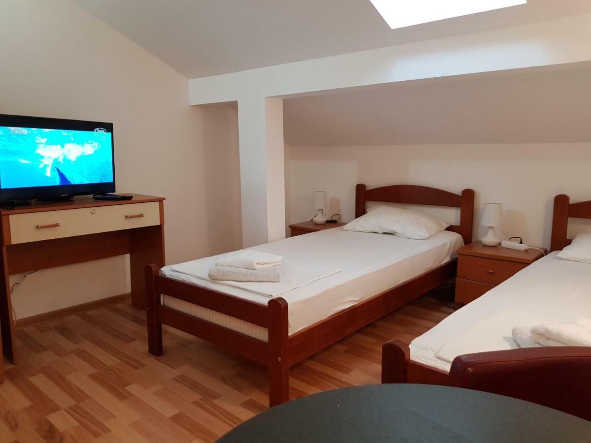 Emi Apartment Budva Exterior foto