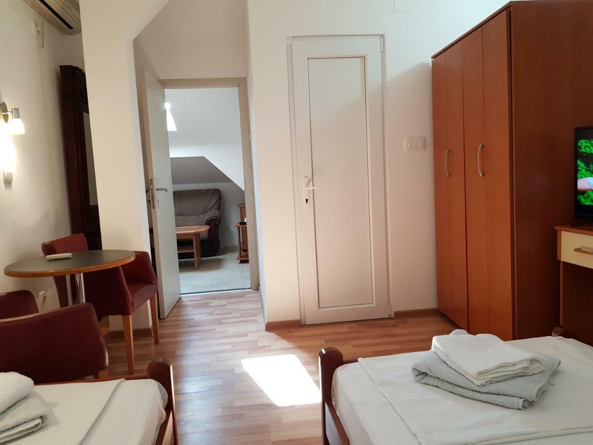 Emi Apartment Budva Exterior foto